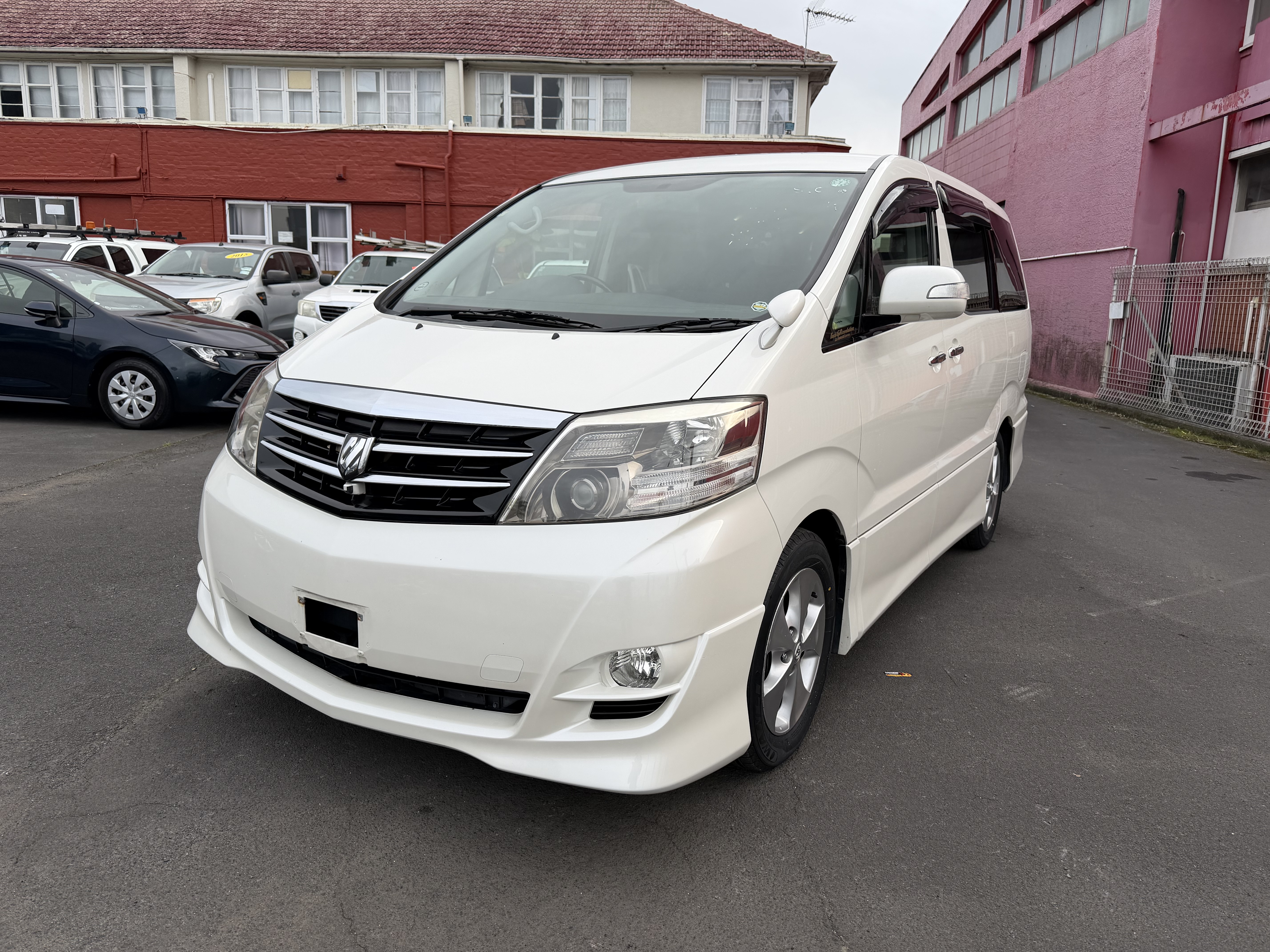 2005 Toyota ALPHARD for sale at Amego Cars Auckland - photo 4
