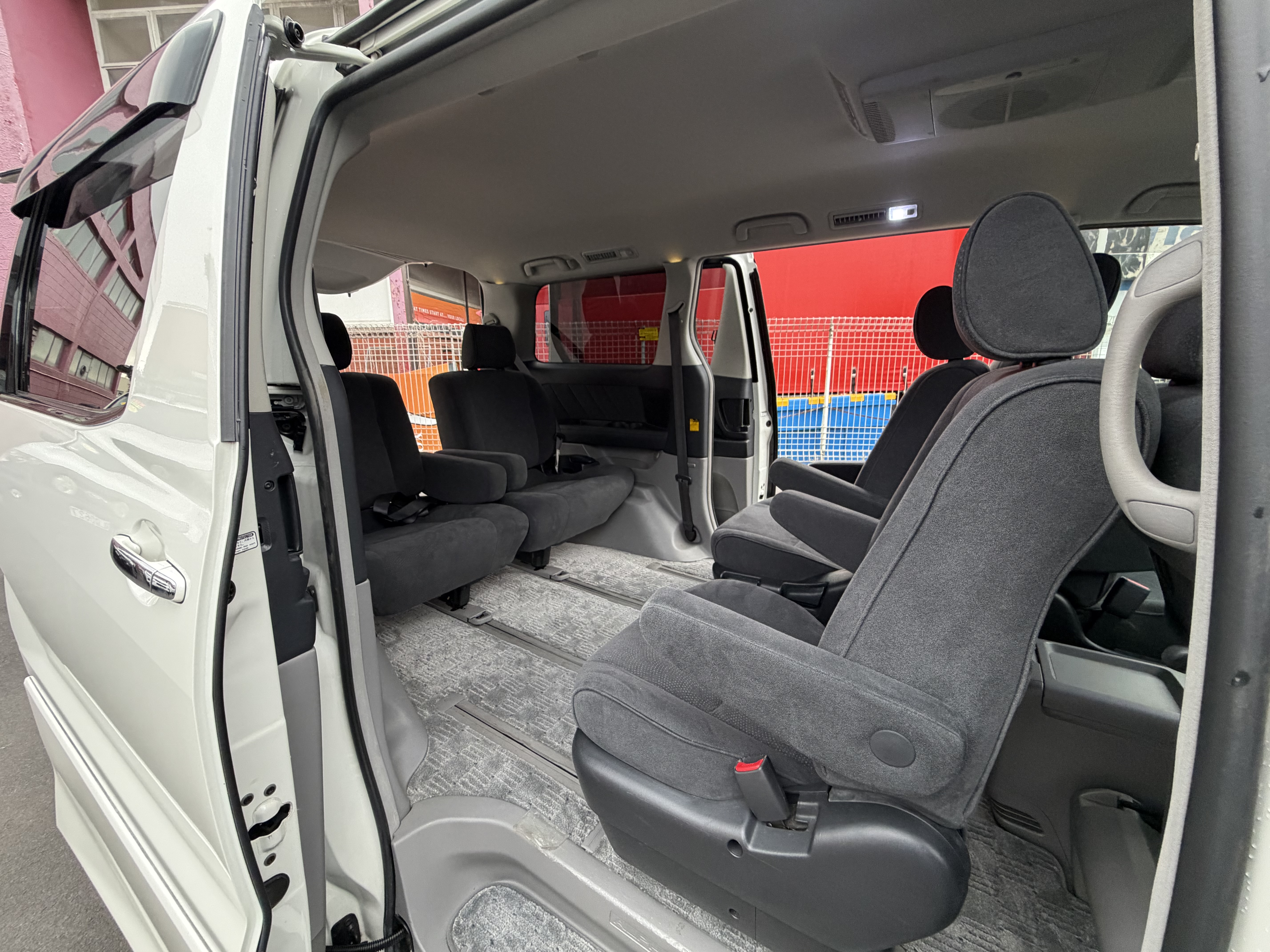 2005 Toyota ALPHARD for sale at Amego Cars Auckland - photo 5